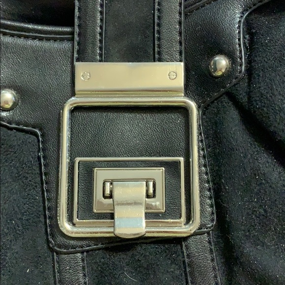 Le Chateau black suede handbag - Picture 2 of 6